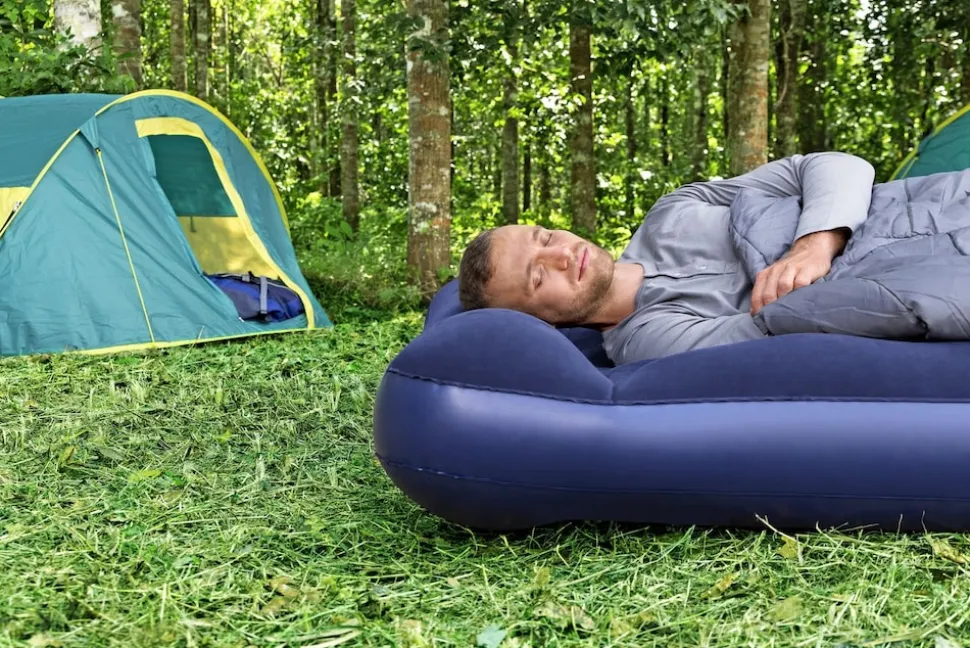 Bestway Doppelluftbett mit integrierter Fußpumpe 203 x 152 x 28 cm