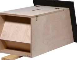 dobar Hornissenkasten mit braunem Dach