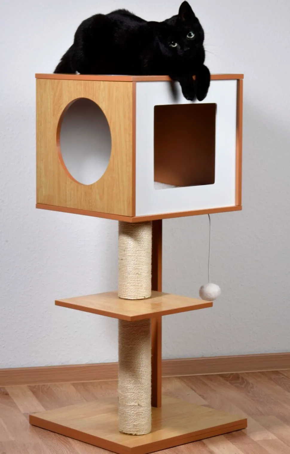Dobar Katzenmöbel "Susy" mit Kratzsäule und Spielball, Katzenhöhle mit flauschigem Katzenbett