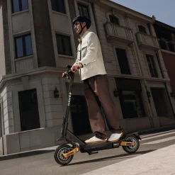 Navee ST5 Max - DE E-Scooter