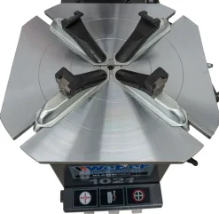 PKW Reifenmontiermaschine 1021 und Radwuchtmaschine