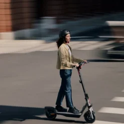 Segway F3 D E-Scooter