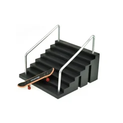 Toi-Toys 35556A - XTREME Finger-Skateboard - mit Treppe mit Handläufen (4-teilig) Skaterpark Skater Fingerskateboard