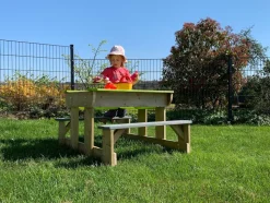 Wendi Toys Sand Wasser Picknick Tisch inkl. Bänken Wannen