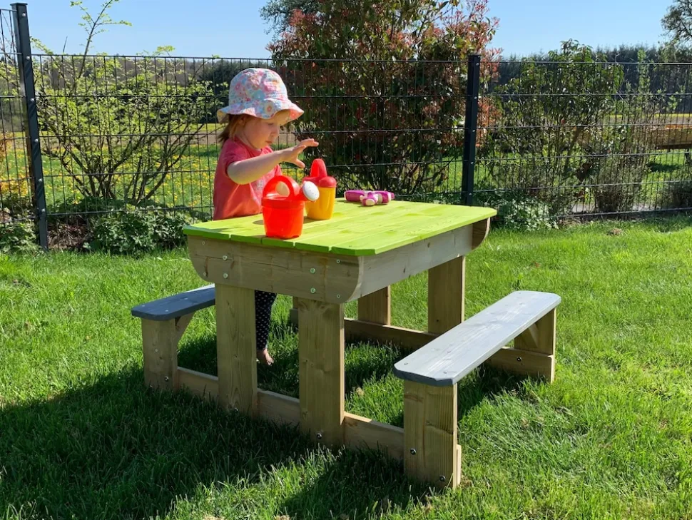 Wendi Toys Sand Wasser Picknick Tisch inkl. Bänken Wannen