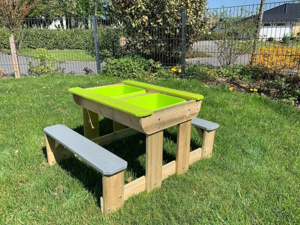 Wendi Toys Sand Wasser Picknick Tisch inkl. Bänken Wannen